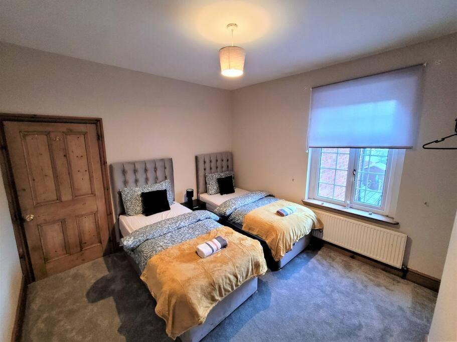 Nice 4-Bedroom Vacation Home With Indoor Fireplace Wellington  Exterior foto